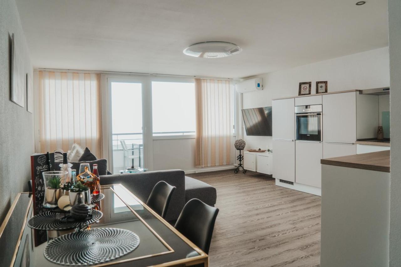 Apartment Panoramablick  Mit Hallenbad Berg Und Seesicht Oberteuringen